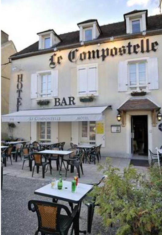 Le Compostelle Hotel Vezelay Exterior photo